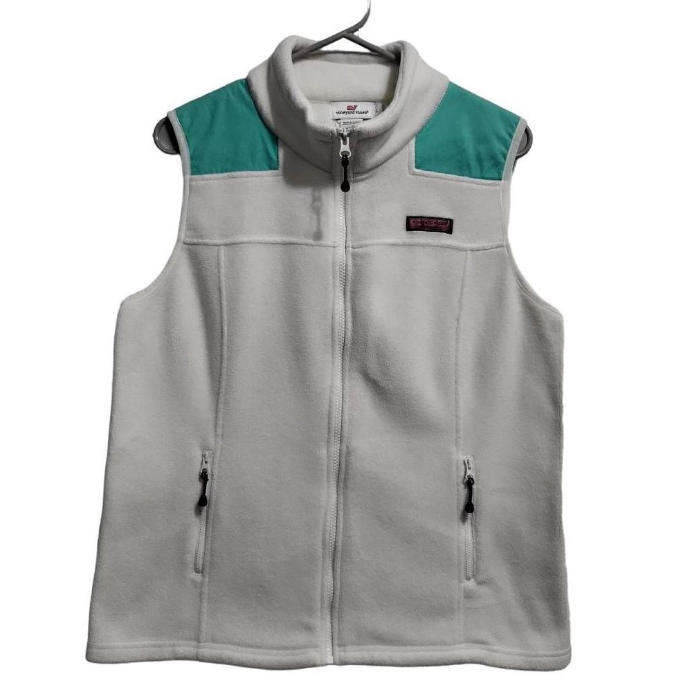 Vineyard Vines Fleece-Vest
Sized Large
Vineyard Vines